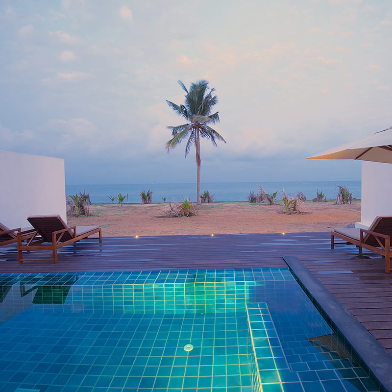 Jetwing-Thalahena-Villa-Pool-800x800