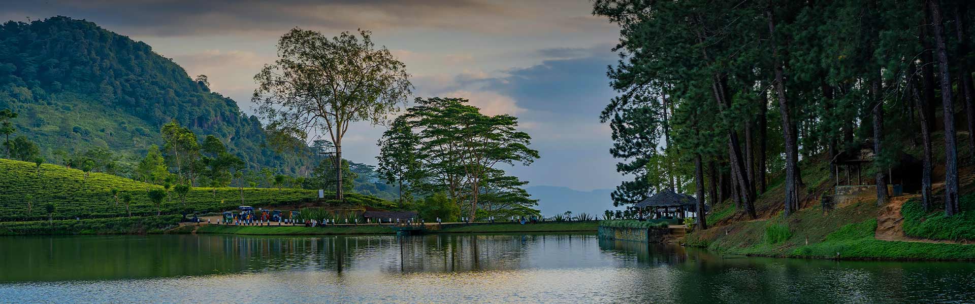 Sembuwaththa Lake