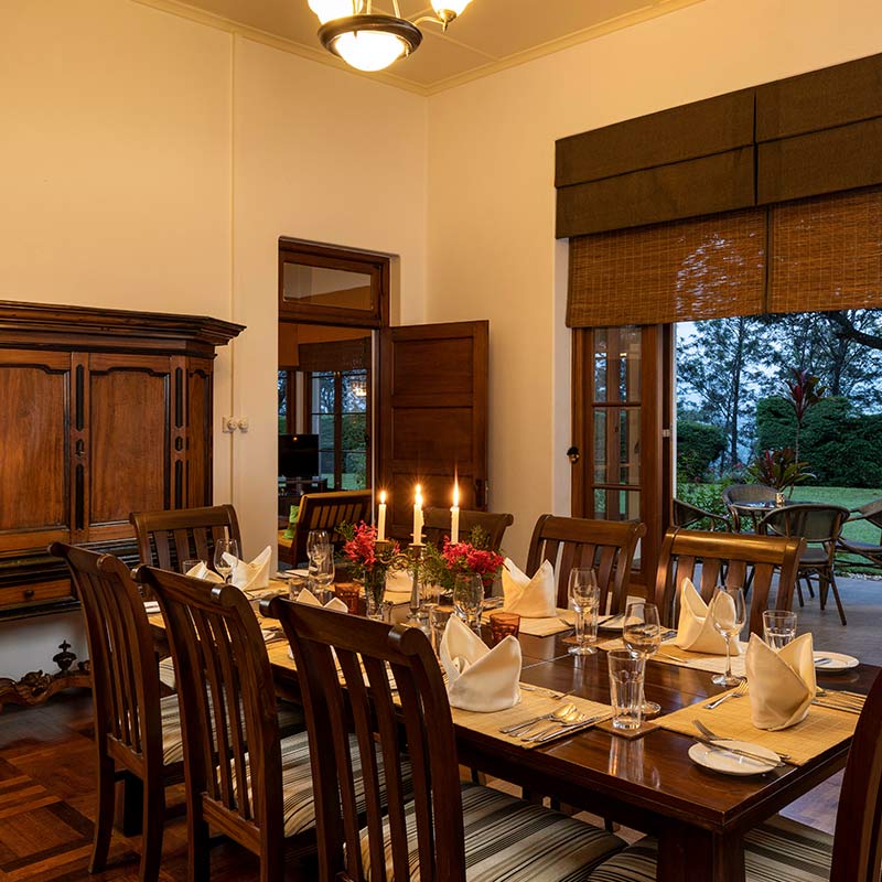 Uva-Ben-Head-Villa-Dining-800x800