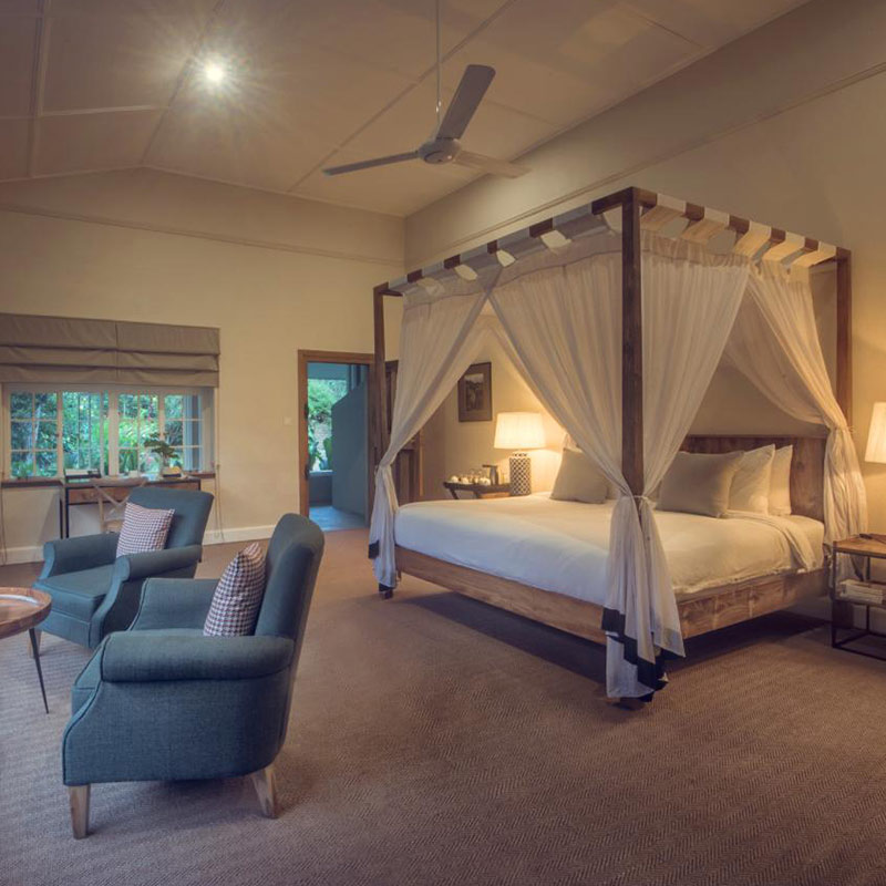 nine-skys-bedroom-2800x800