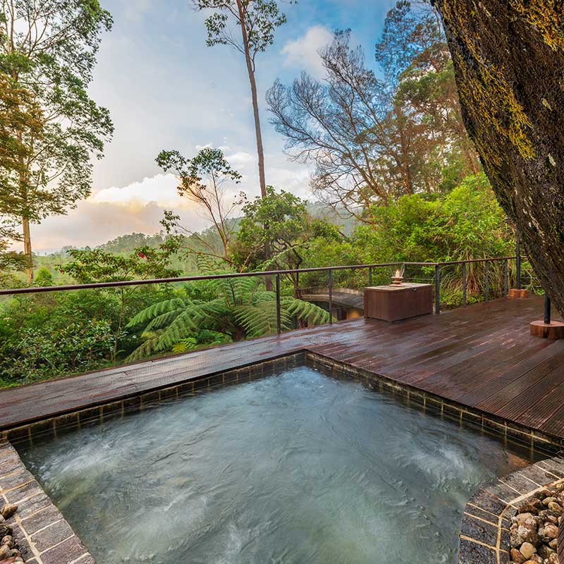 the-cavern-pool-800x800
