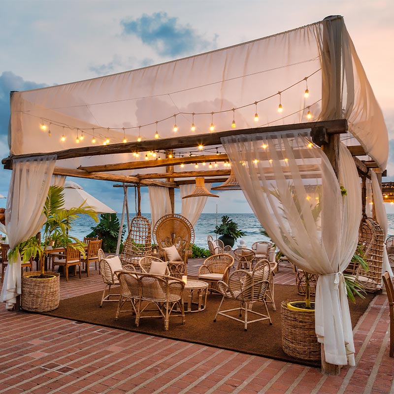 Heritage-Honeymoon-Stay2-800x800